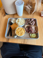 Black Hog Ashburn food