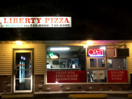 Liberty Pizza Enfield inside