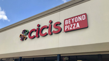 Cicis Pizza inside