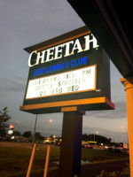 Cheetah Lounge outside