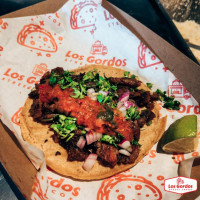 Los Gordos Street Tacos food