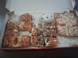 Pizza Hut food