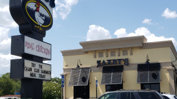 Zaxby's Chicken Fingers Buffalo Wings outside