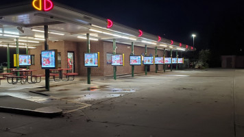 Sonic Drive-in inside