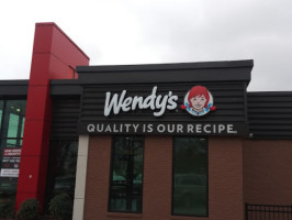 Wendy's outside