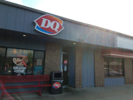 Dairy Queen (treat) In W outside