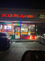 Roma Pizza Pasta outside