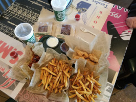 Wingstop food