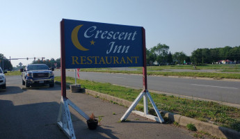 Crescent Inn LC outside