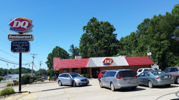 Dq Glouster (dairy Queen) food