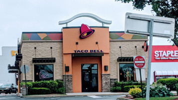 Taco Bell outside