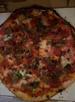 Bella Roma Pizza inside