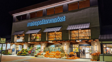 Metropolitan Market Gig Harbor food