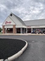 Friendly's food