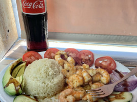 Mariscos El Chuy food