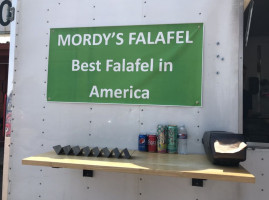 Mordy's Falafel Grill food