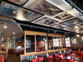 Red Robin Gourmet Burgers And Brews food