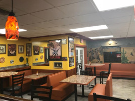 Golden Jalapenos Cafe inside
