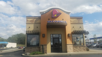 Taco Bell outside