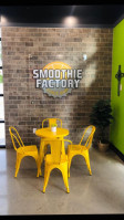Smoothie Factory inside