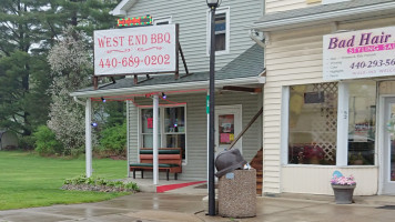 West End Bbq outside