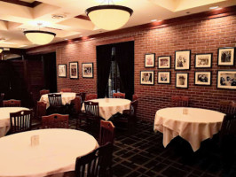 Mickey Mantle's Steakhouse inside