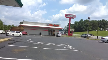 Little Caesars Pizza outside