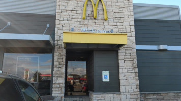 Mcdonald's outside