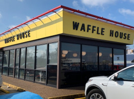 Waffle House outside