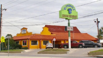 El Tequila Mexican outside