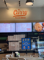 Curry Pizza House inside