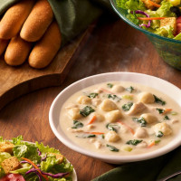 Olive Garden food