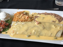 Monzon's Cantina Grille food