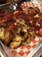 Benny’s Pizza Palace And Social Club food