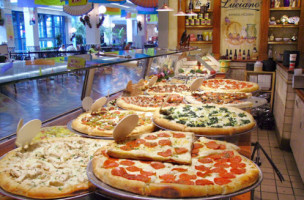 Luciano Pizzeria food