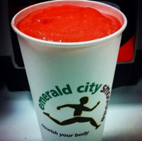 Emerald City Smoothie food