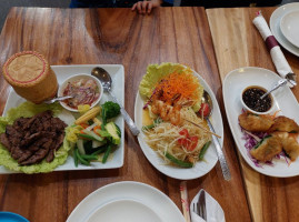 Neisha Thai Cuisine food
