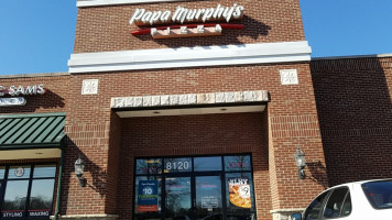 Papa Murphy 's Take 'n ' Bake Pizza outside