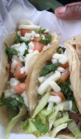Tacos El Nuevo Chuy (food Truck) food