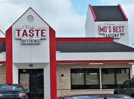 Mo's Best Eatery food