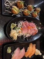 Love Sushi Roll food