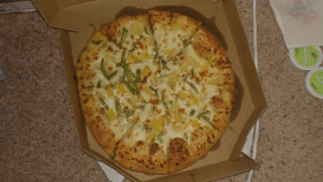 Domino's Pizza food