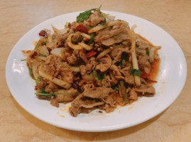 Dōng Běi Cài Guǎn Sheng Yuan food