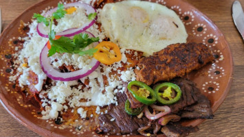 Los Chilaquiles Mexican Breakfast food