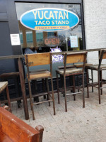 Yucatan Taco Stand outside