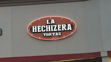 La Hechizera Tortas food