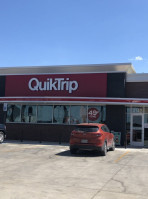 Quiktrip outside