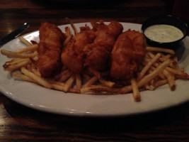 Sharky's American Grill food