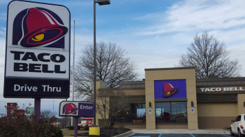 Taco Bell outside