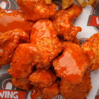 Wing Snob food